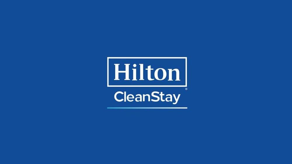 Hilton Garden Inn Shirlington Arlington Bagian luar foto