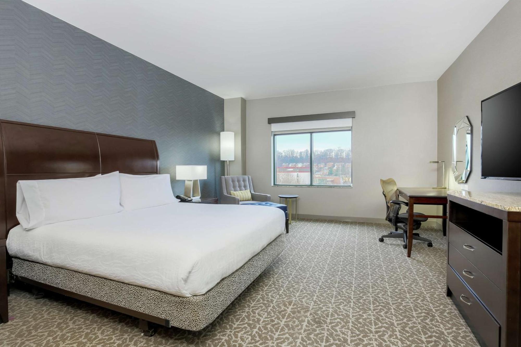 Hilton Garden Inn Shirlington Arlington Bagian luar foto