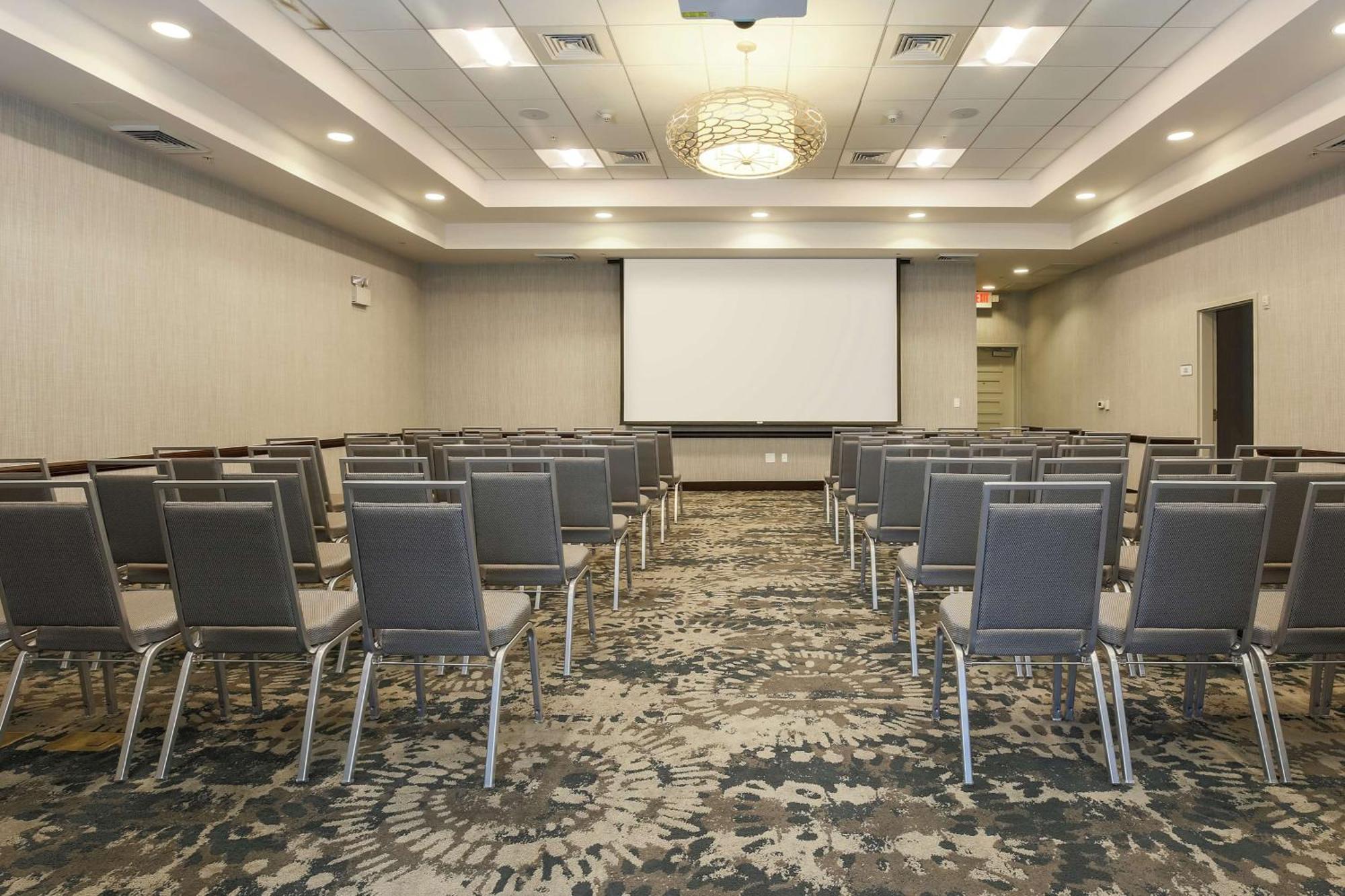 Hilton Garden Inn Shirlington Arlington Bagian luar foto