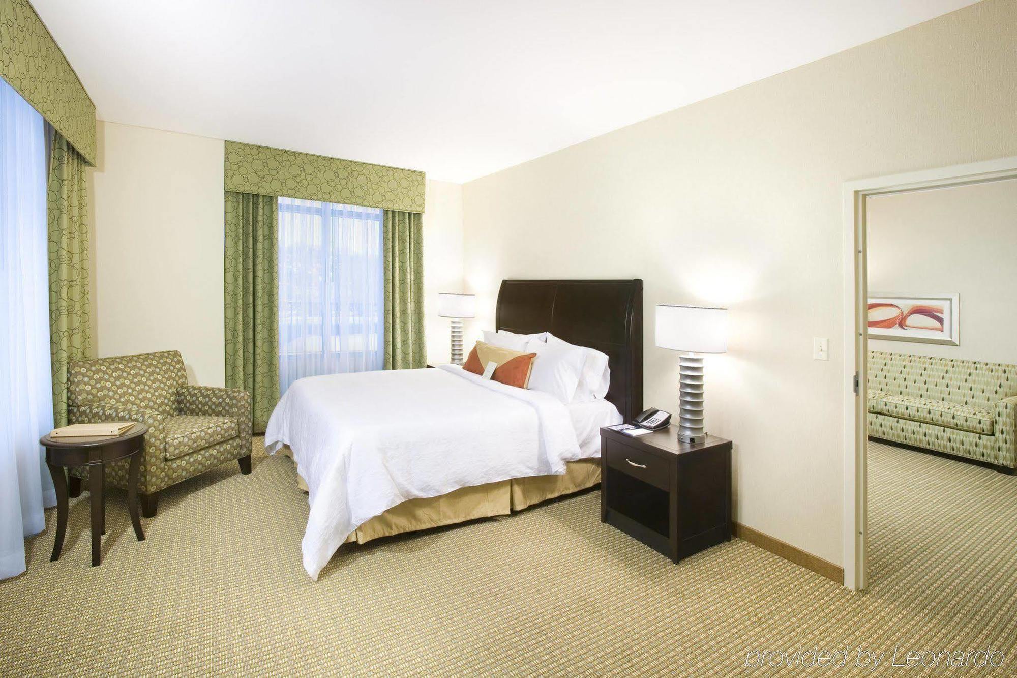 Hilton Garden Inn Shirlington Arlington Ruang foto
