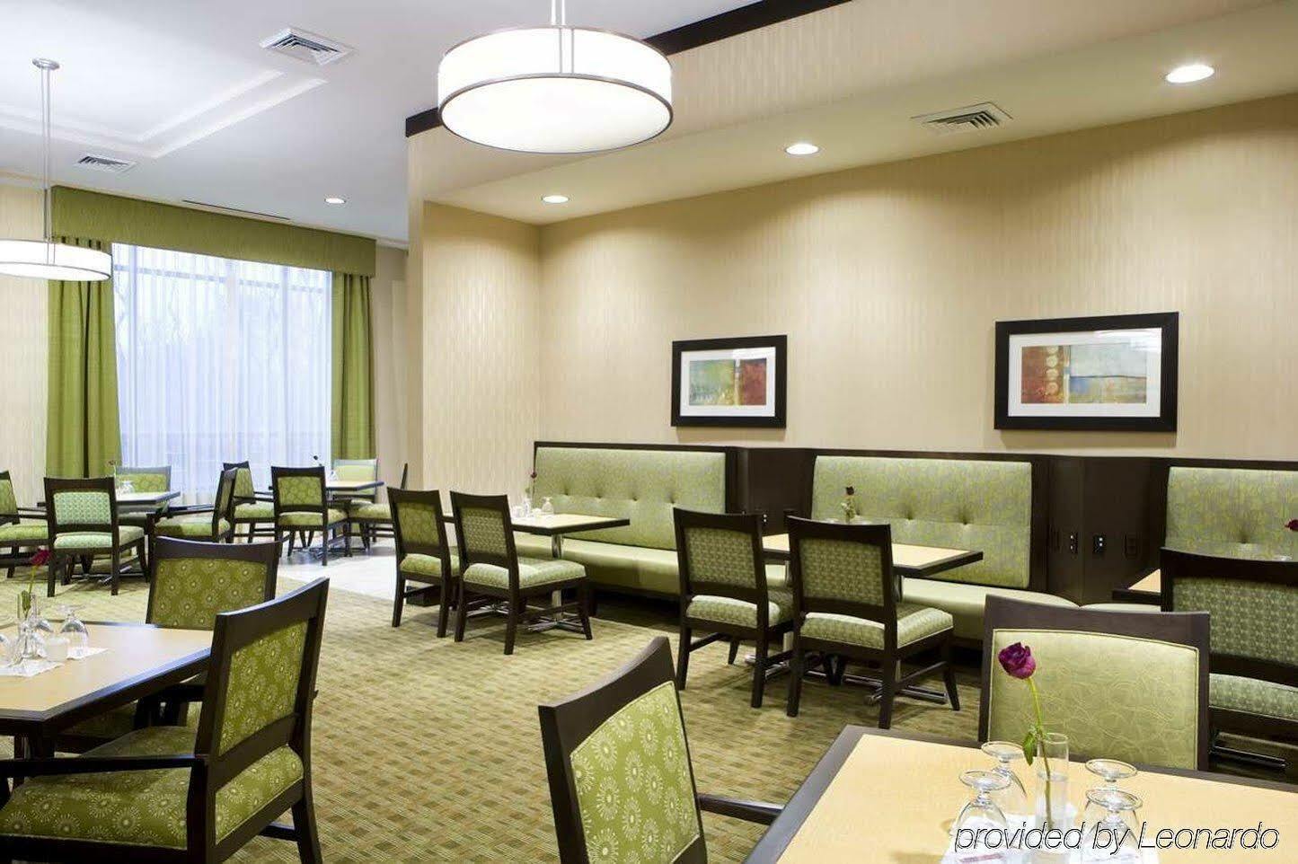 Hilton Garden Inn Shirlington Arlington Bagian luar foto