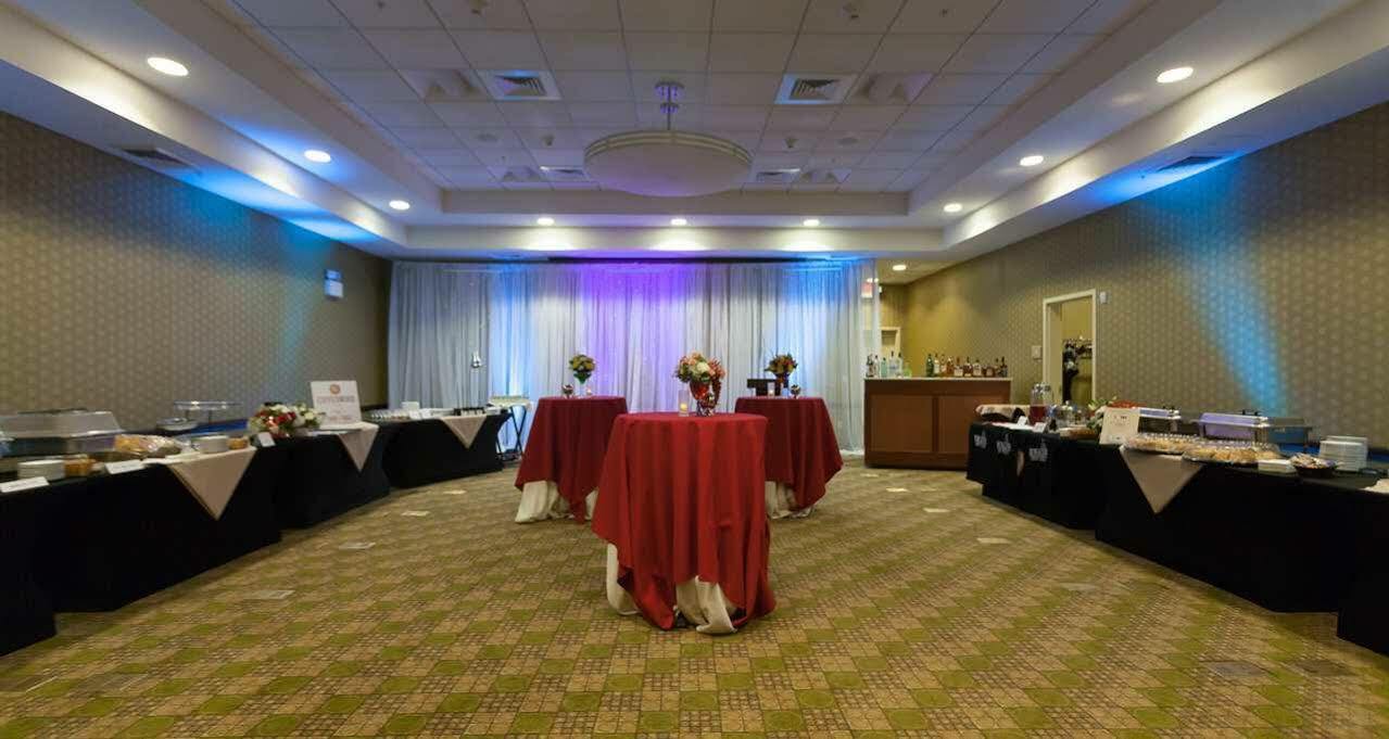 Hilton Garden Inn Shirlington Arlington Bagian luar foto