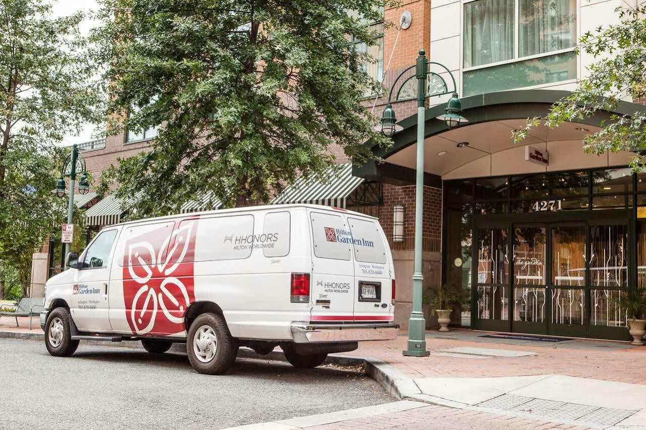 Hilton Garden Inn Shirlington Arlington Bagian luar foto
